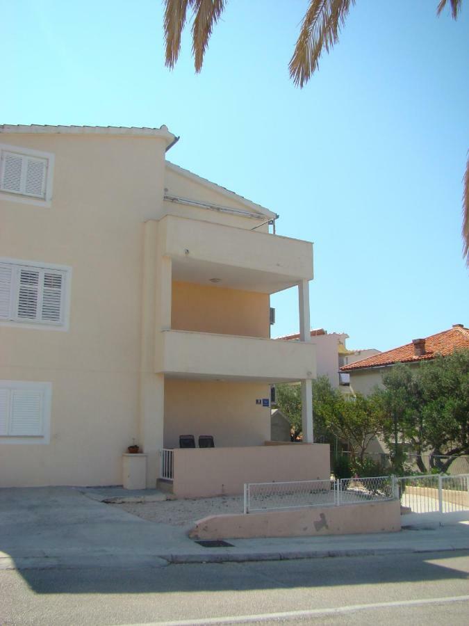 Apartments Ada Tučepi Eksteriør billede